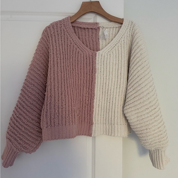 Altar’d State women’s two tone boxy fit dolman sleeve v-neck sweater size XL - Picture 4 of 6